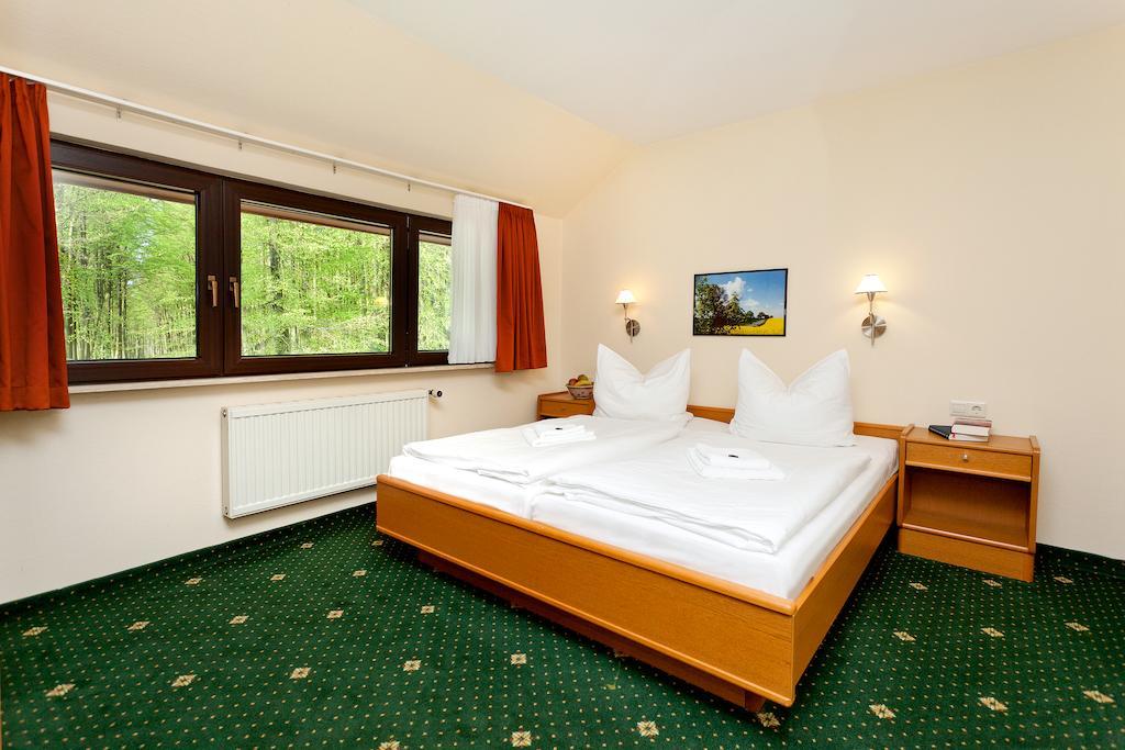 Restaurant & Hotel Baumhaus Hagen Зассніц Номер фото
